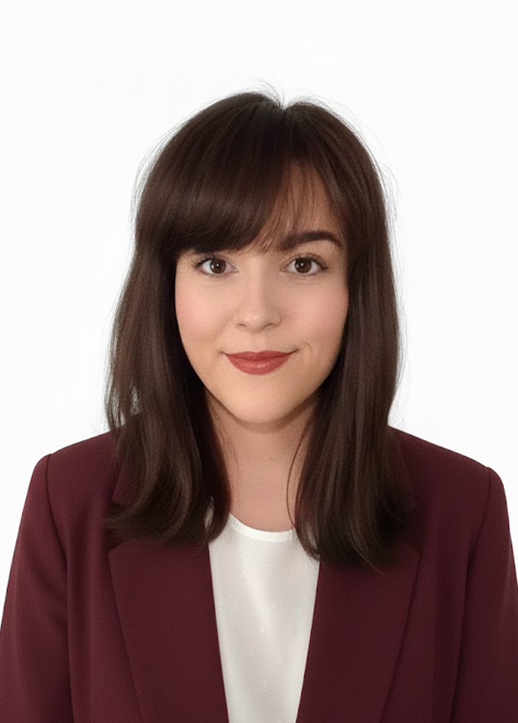 Marine Le Pré, freelance english to french translator, proofreader & copywriter